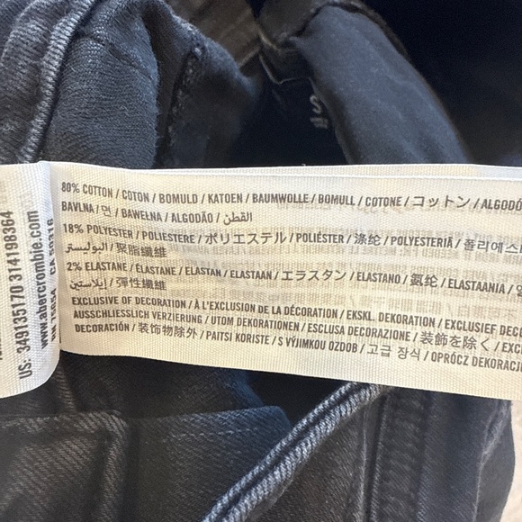 Hollister Low Rise Denim Short Overalls - Picture 3 of 5